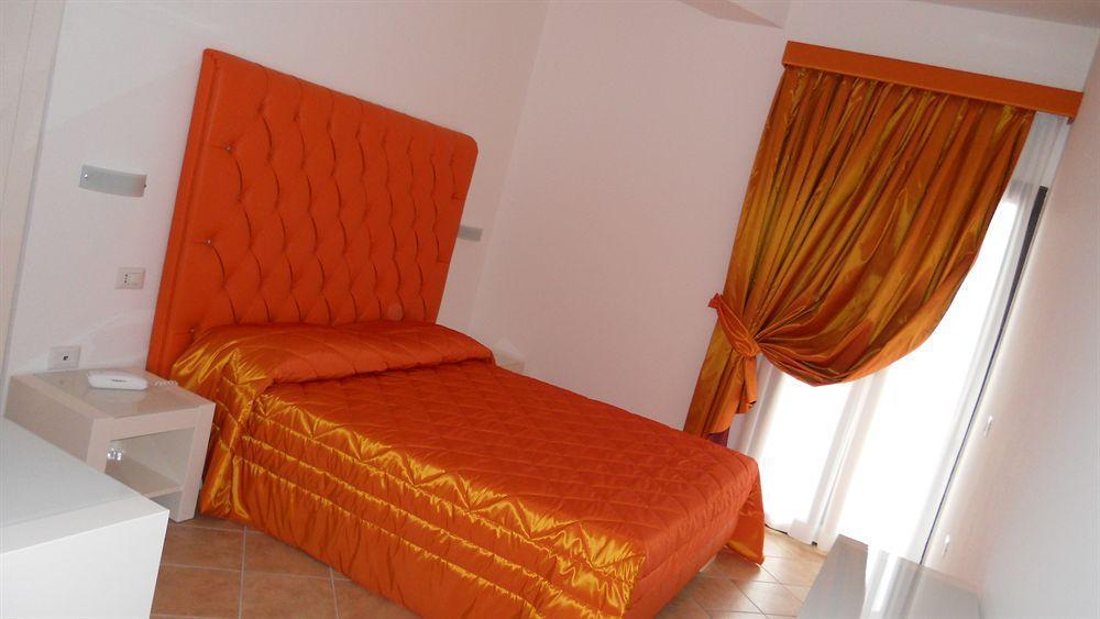 Hotel Caluna Charme San Giovanni a Piro Kültér fotó