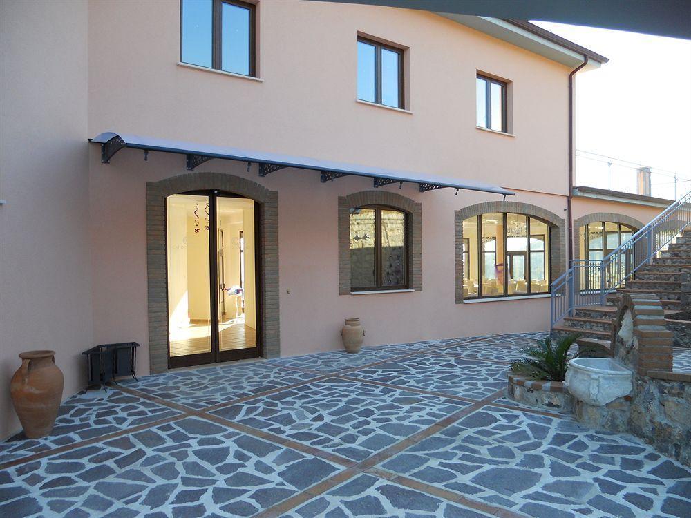 Hotel Caluna Charme San Giovanni a Piro Kültér fotó