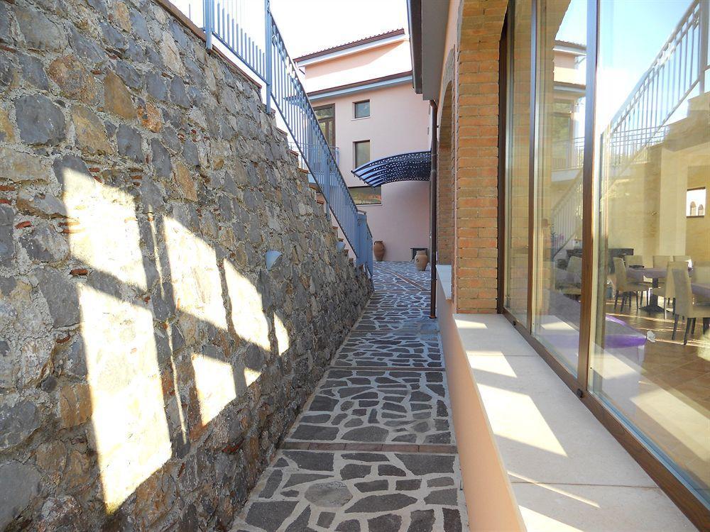 Hotel Caluna Charme San Giovanni a Piro Kültér fotó