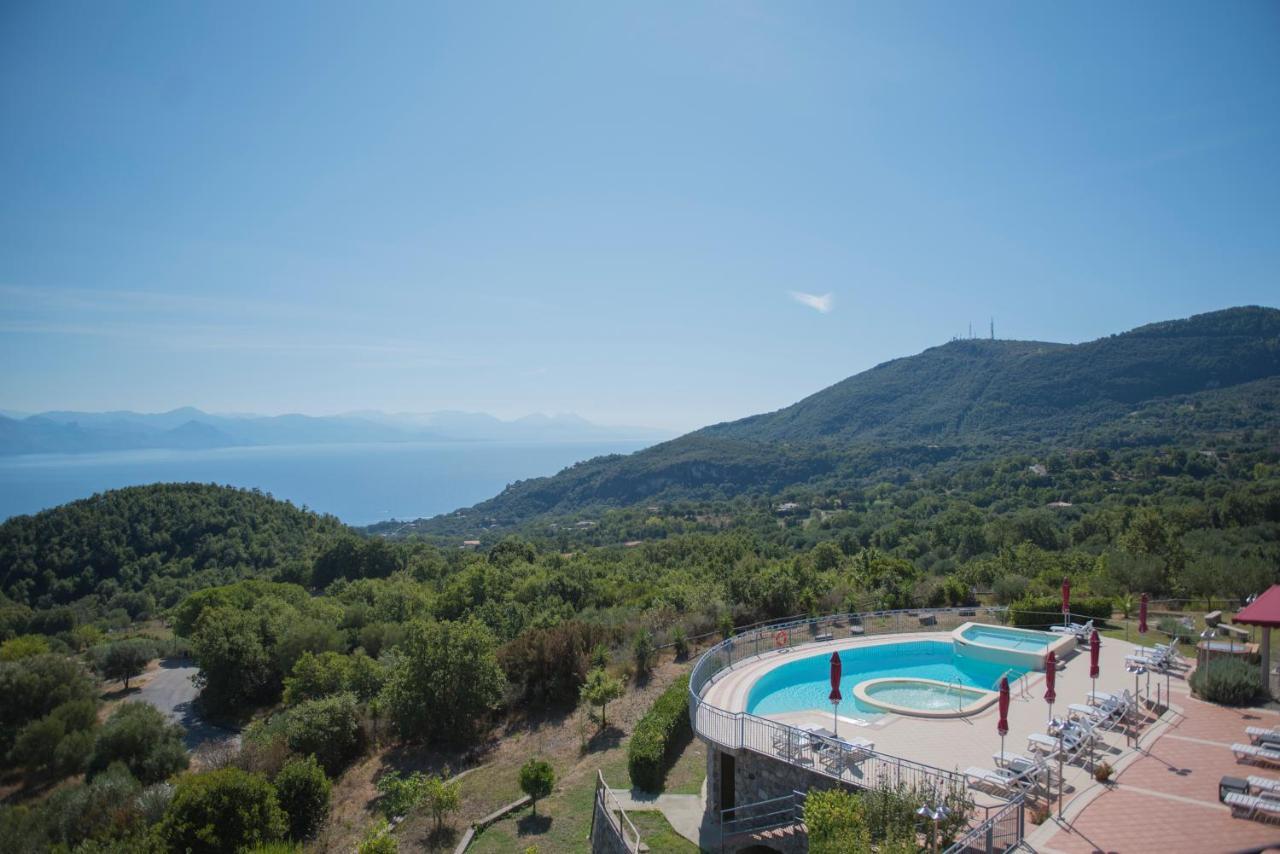Hotel Caluna Charme San Giovanni a Piro Kültér fotó