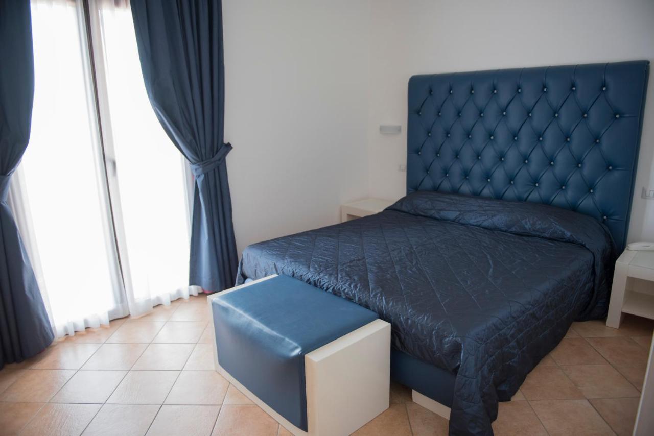 Hotel Caluna Charme San Giovanni a Piro Kültér fotó