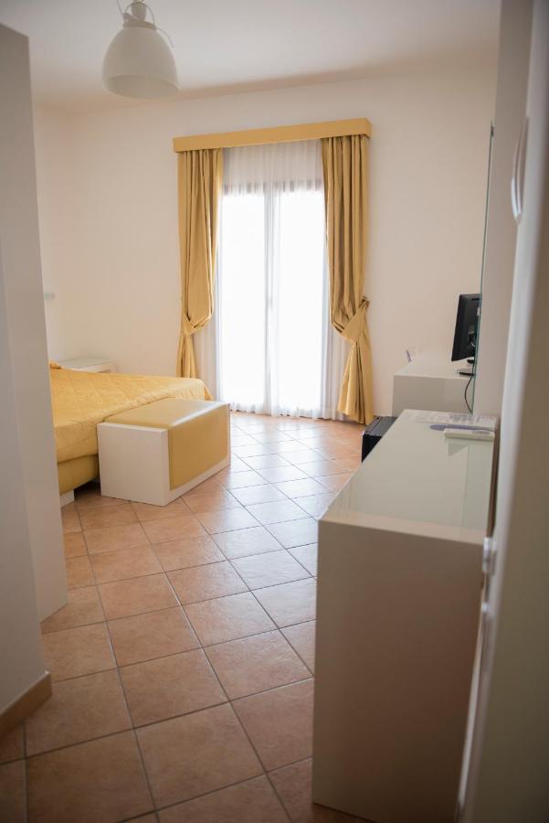 Hotel Caluna Charme San Giovanni a Piro Kültér fotó